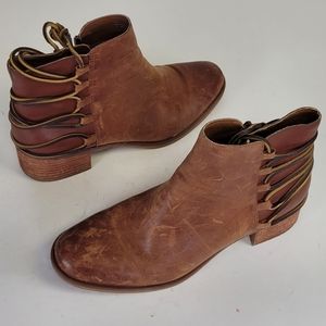 Korks Belaya Leather Brown Ankle Boot
